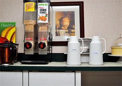 Quality Inn & Suites Вильямсбург Экстерьер фото